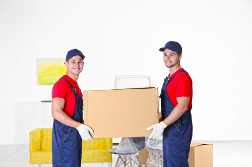 Local man and van Uxbridge support for home and business items