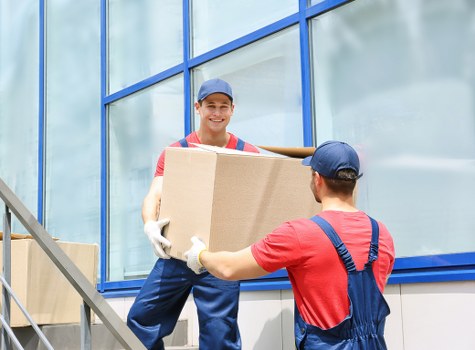 Careful wrapping and boxing of household items in Uxbridge