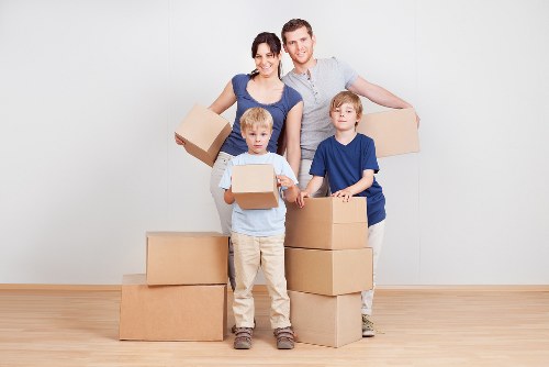 Local moving help for home and business transport in Uxbridge